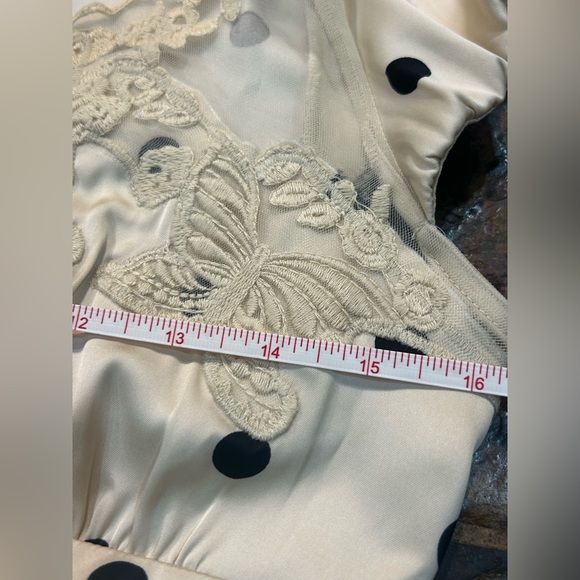 Camila Coelho Elegant Cream Polka Dot Lace Dress size S - Picture 7 of 9